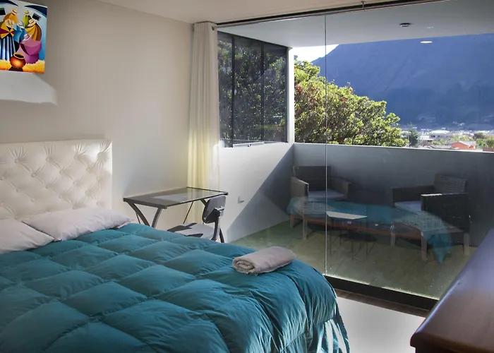 Hotel California 3*